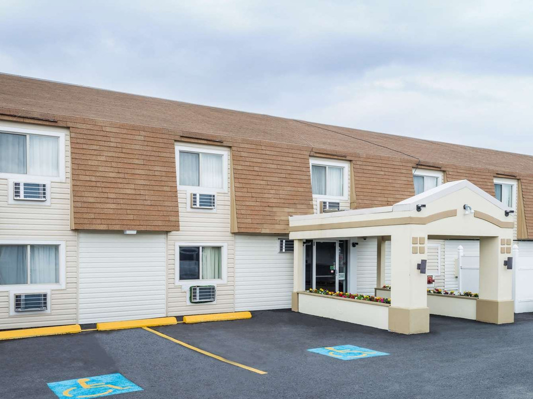 Super 8 by Wyndham Bangor主图