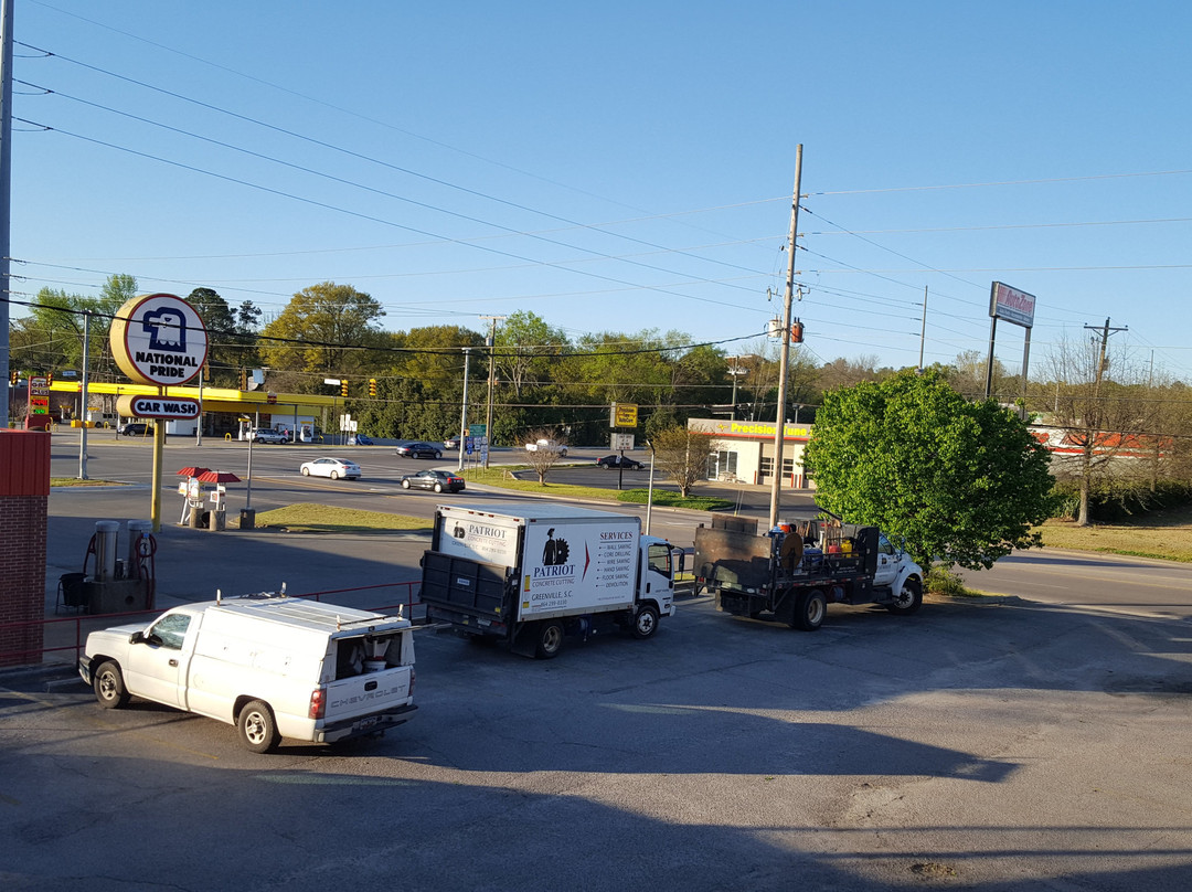 Bath酒店住宿-Deluxe Inn Lodging