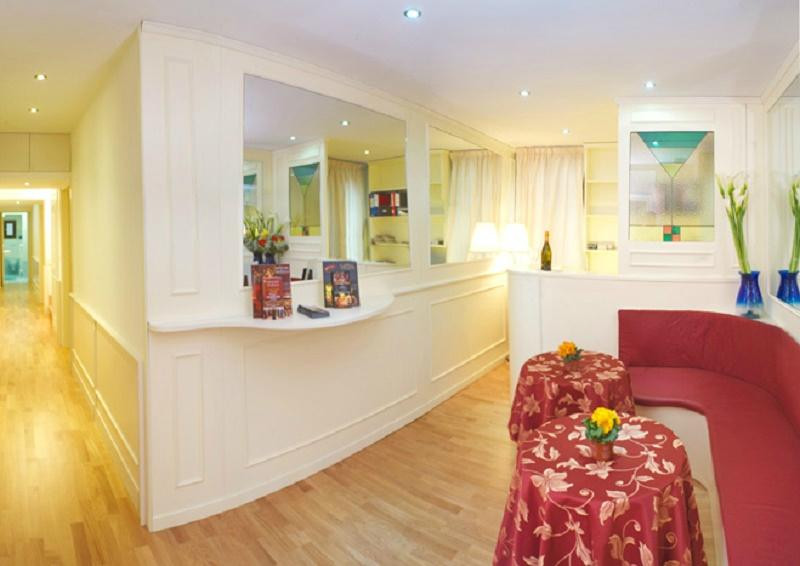 托伦蒂尼酒店主图