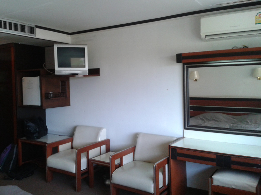 Thepnakorn Hotel