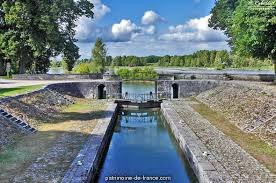 Chatillon-Sur-Loire旅游攻略图片