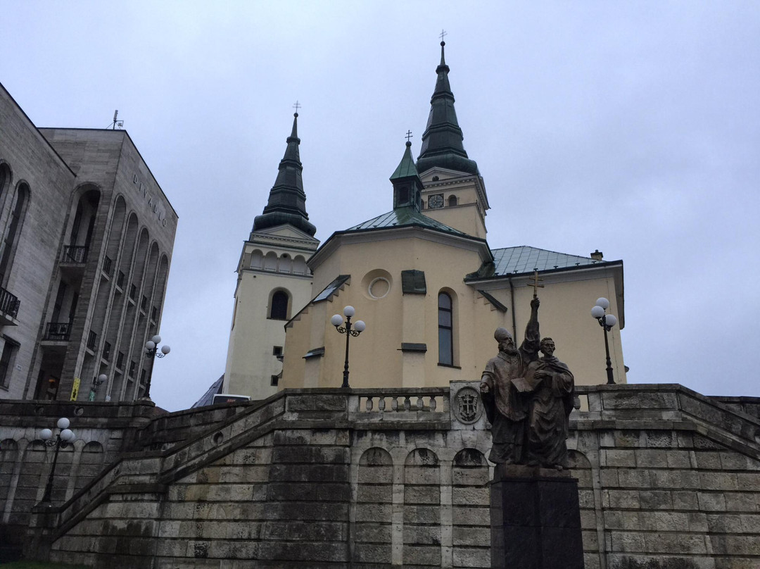 Holy Trinity Cathedral景点图片