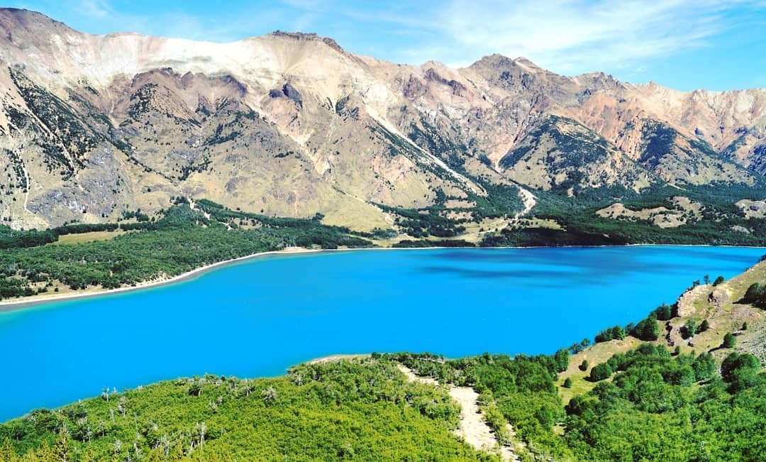 Lago Jeinimeni National Reserve景点图片