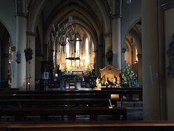 Oude Kerk H.H. Nicolaas en Barbarakerk-法肯堡必去景点