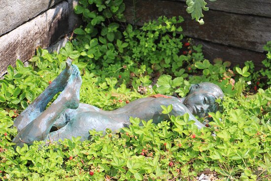 Hannah Bennett Sculpture Garden景点图片