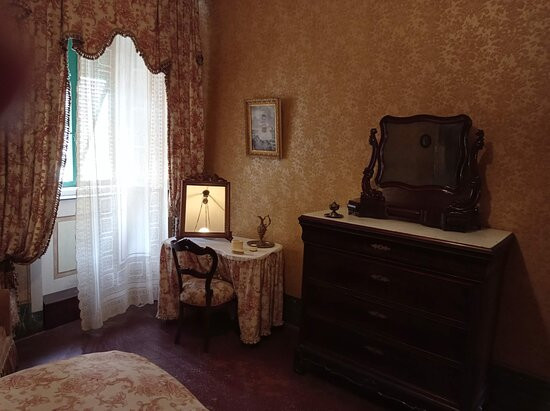 Casa Carducci-卡斯塔涅托卡杜奇必去景点