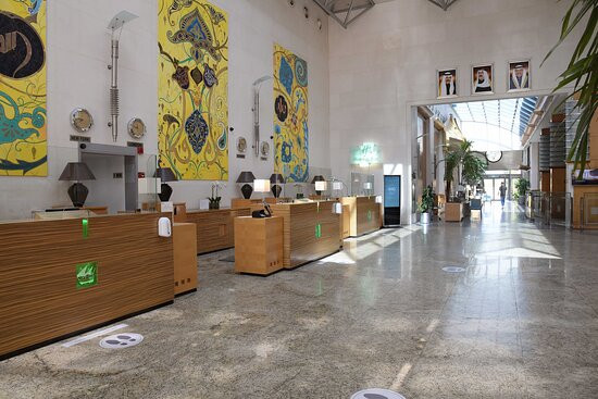 Holiday Inn Suites Kuwait Salmiya By IHG主图