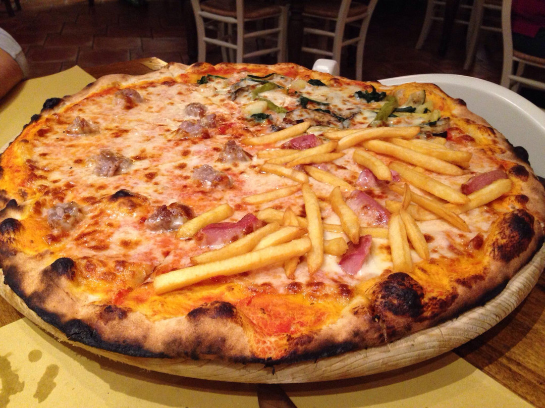 Caino餐馆和美食-La Calchera