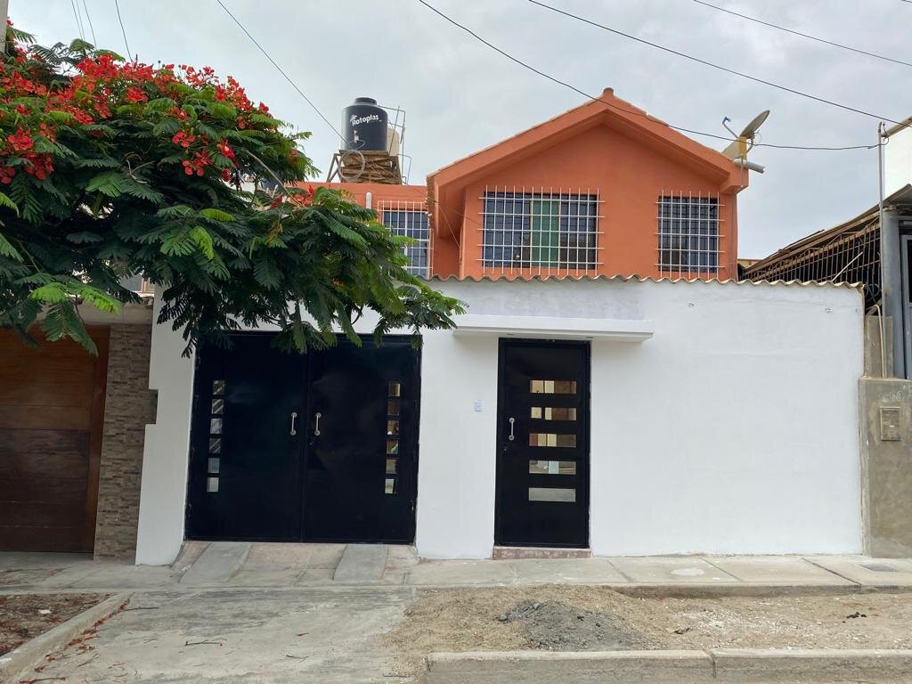 Hotel House Hoskins Talara