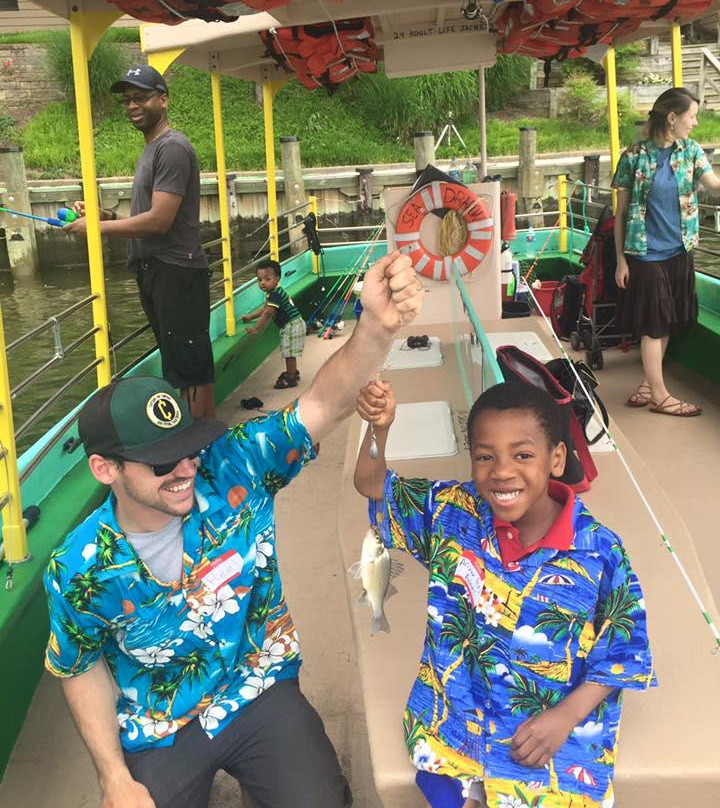 Family Fishing Adventures-安纳波利斯必去景点