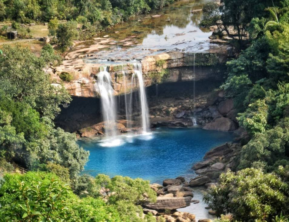Krang Suri Falls景点图片