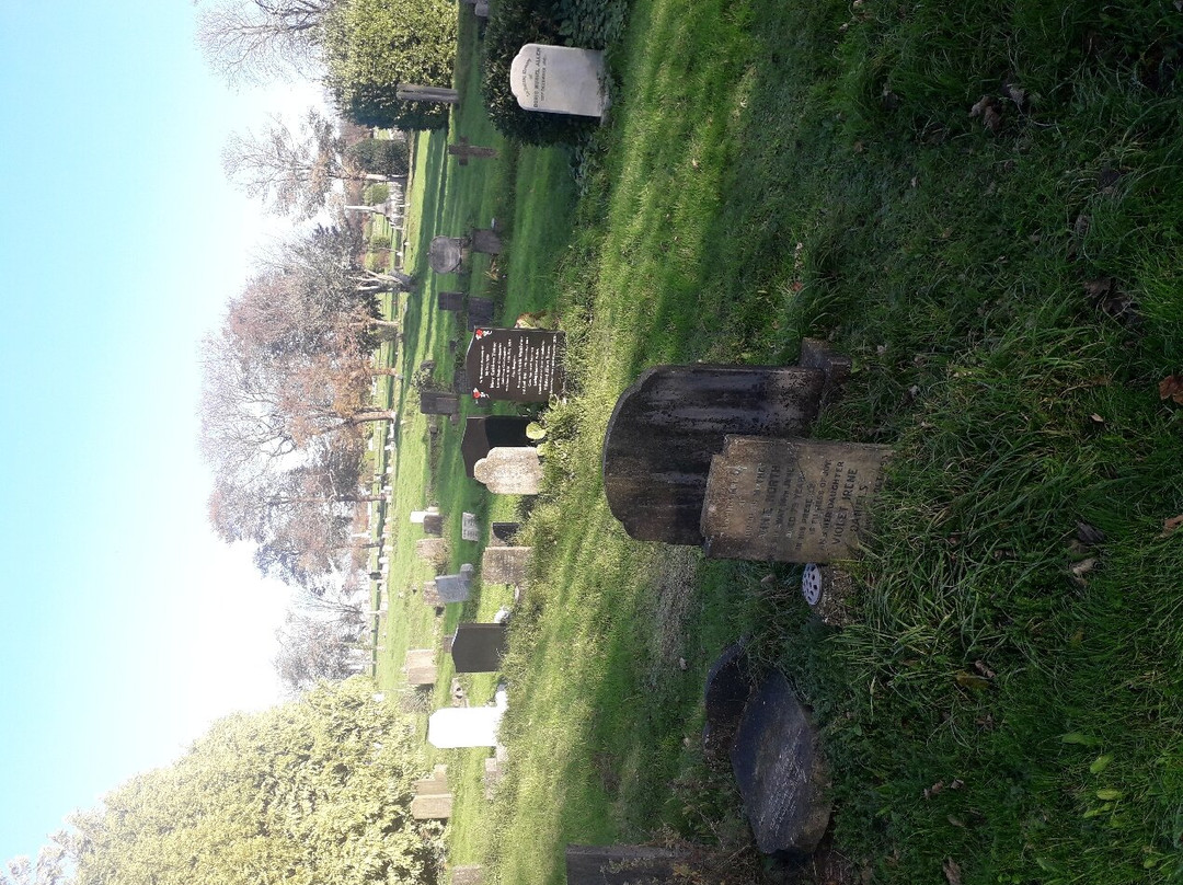 Brighton Extramural Cemetery景点图片
