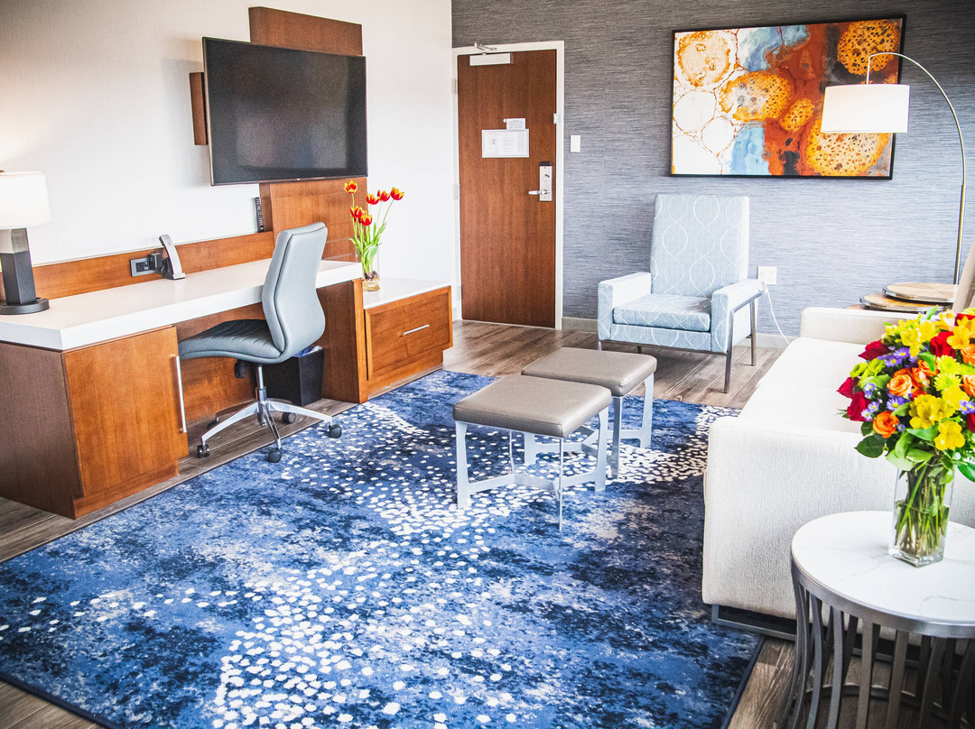 Delta Hotels Marriott Cincinnati Sharonville主图