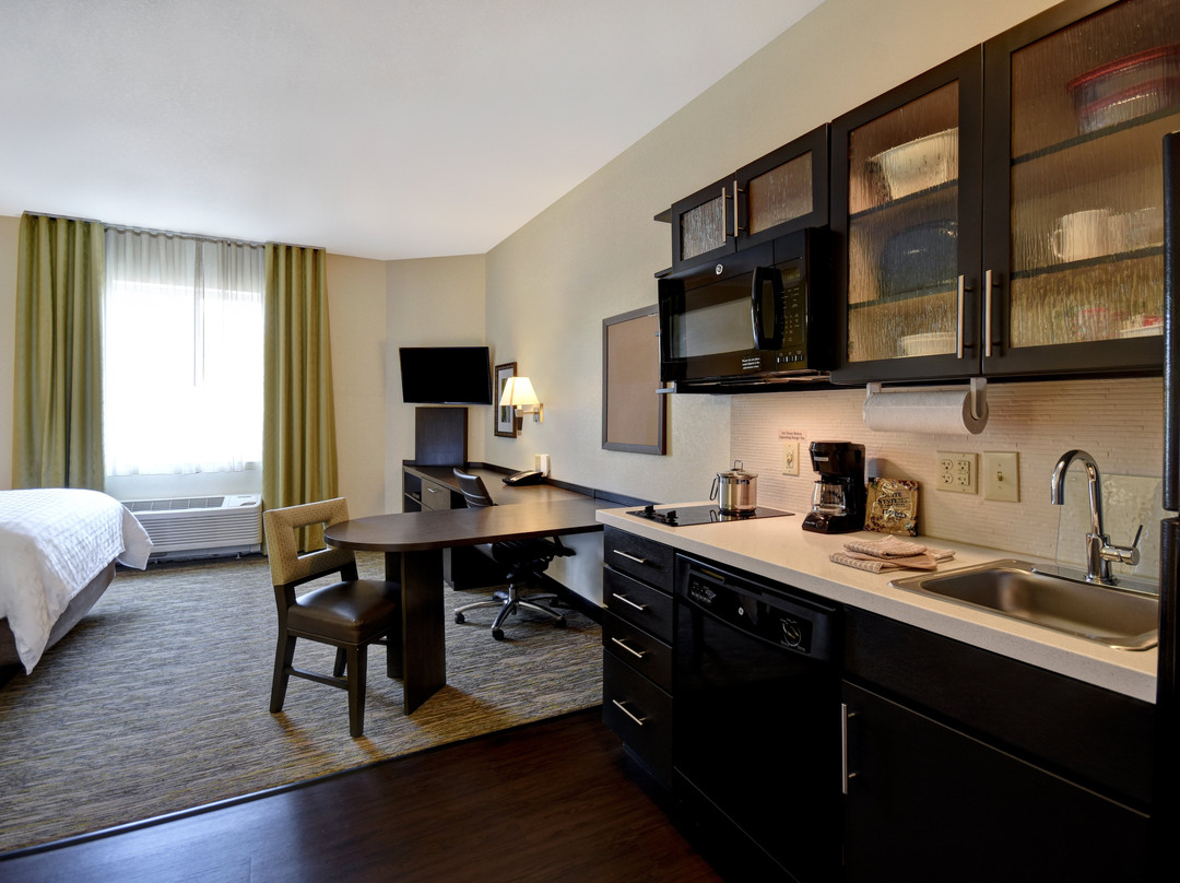 Candlewood Suites St. Clairsville-Wheeling Area by IHG主图