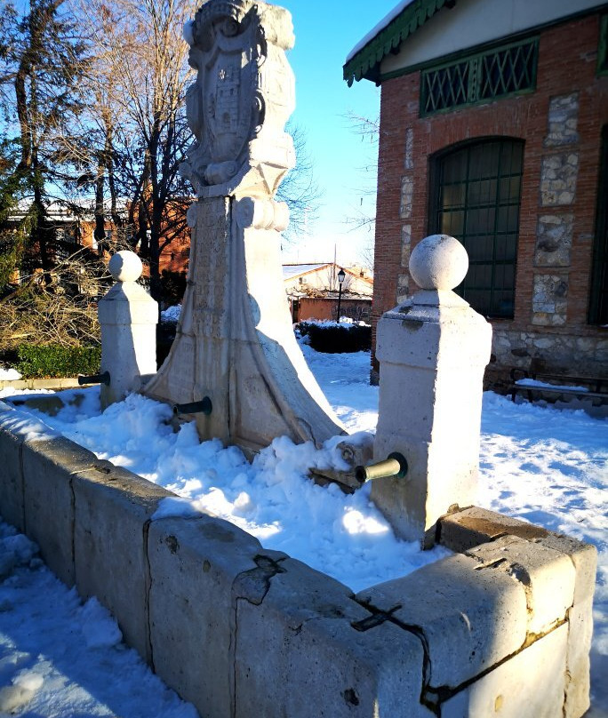 Fuente de la Villa y Lavadero-Valdemoro必去景点