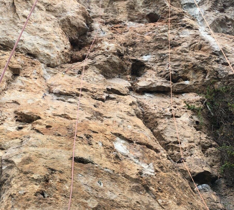 Vertigo Rock Climbing-圣克里斯托瓦尔-德拉斯卡萨斯必去景点