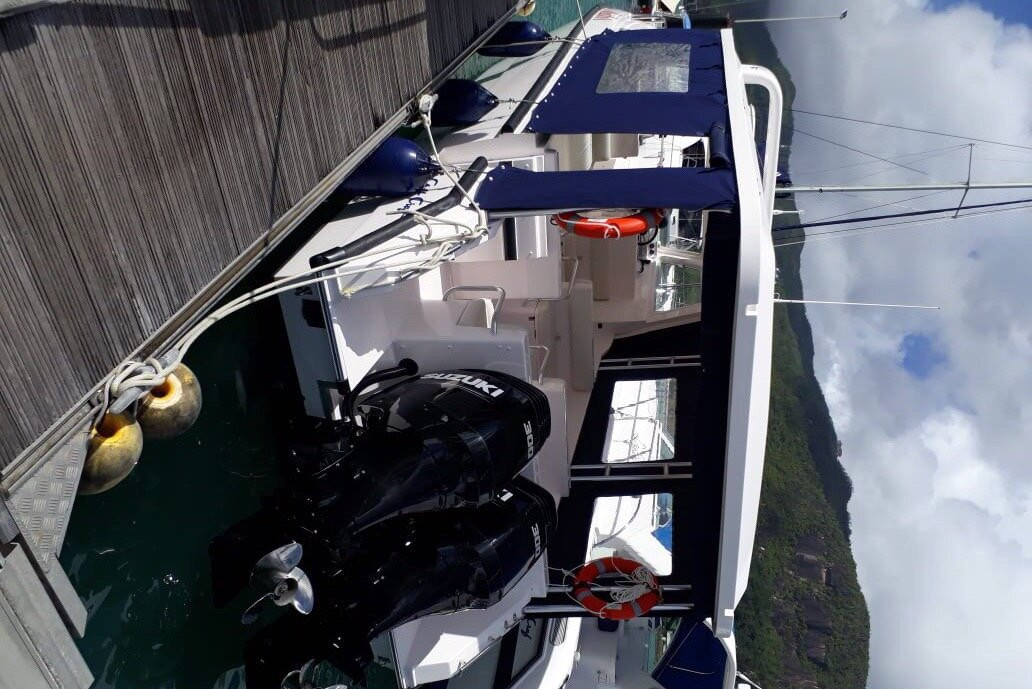 All day charter-伊甸岛必去景点