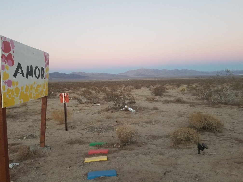 Love Signs-二十九棕榈村必去景点