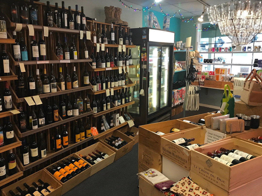 Island Wine Company-星期五港湾必去景点