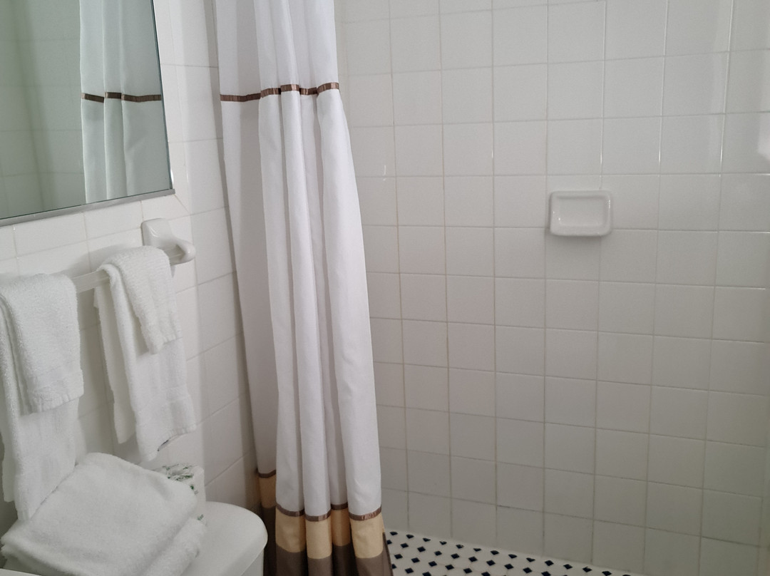 Beach Place Hotel主图