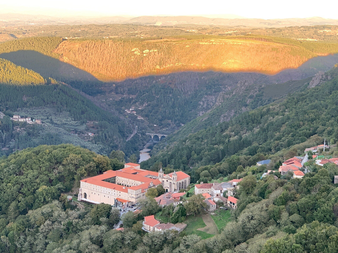 Monasterio de San Esteban de Ribas de Sil景点图片