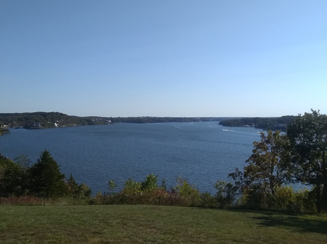 Shawnee Bluff Winery-Lake Ozark必去景点