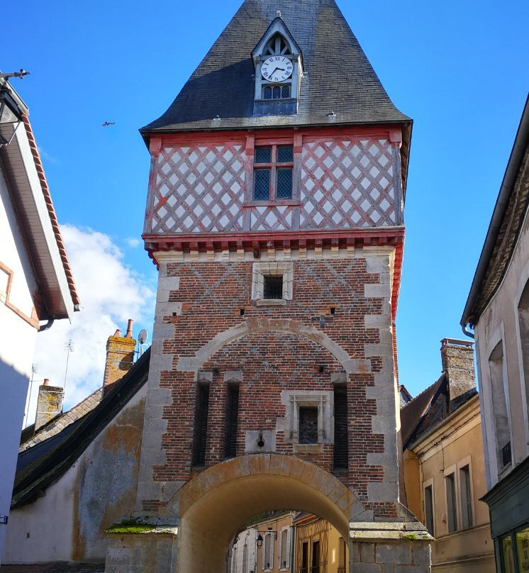 Le Beffroi de Saint-Fargeau-Saint-Fargeau必去景点