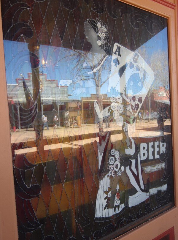 Big Nose Kate's Saloon-墓碑镇必去景点