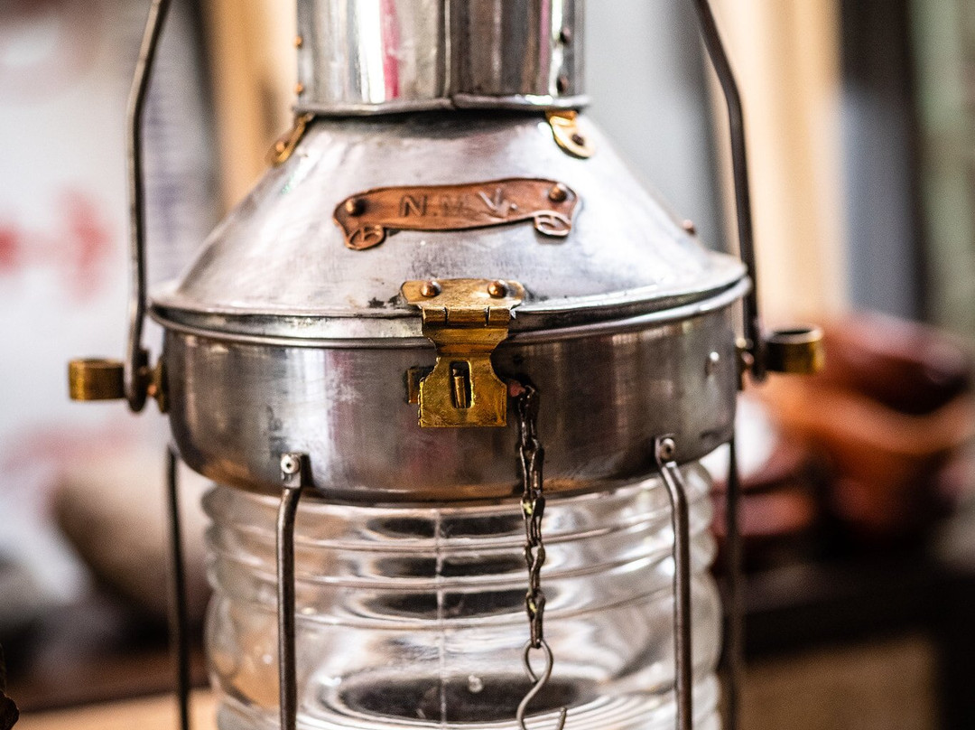 Tampa Bay Salvage-塔彭斯普林斯必去景点