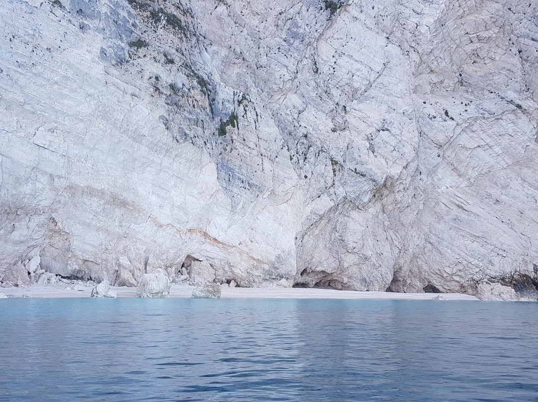 Vasilikos Beach-瓦西里科斯必去景点