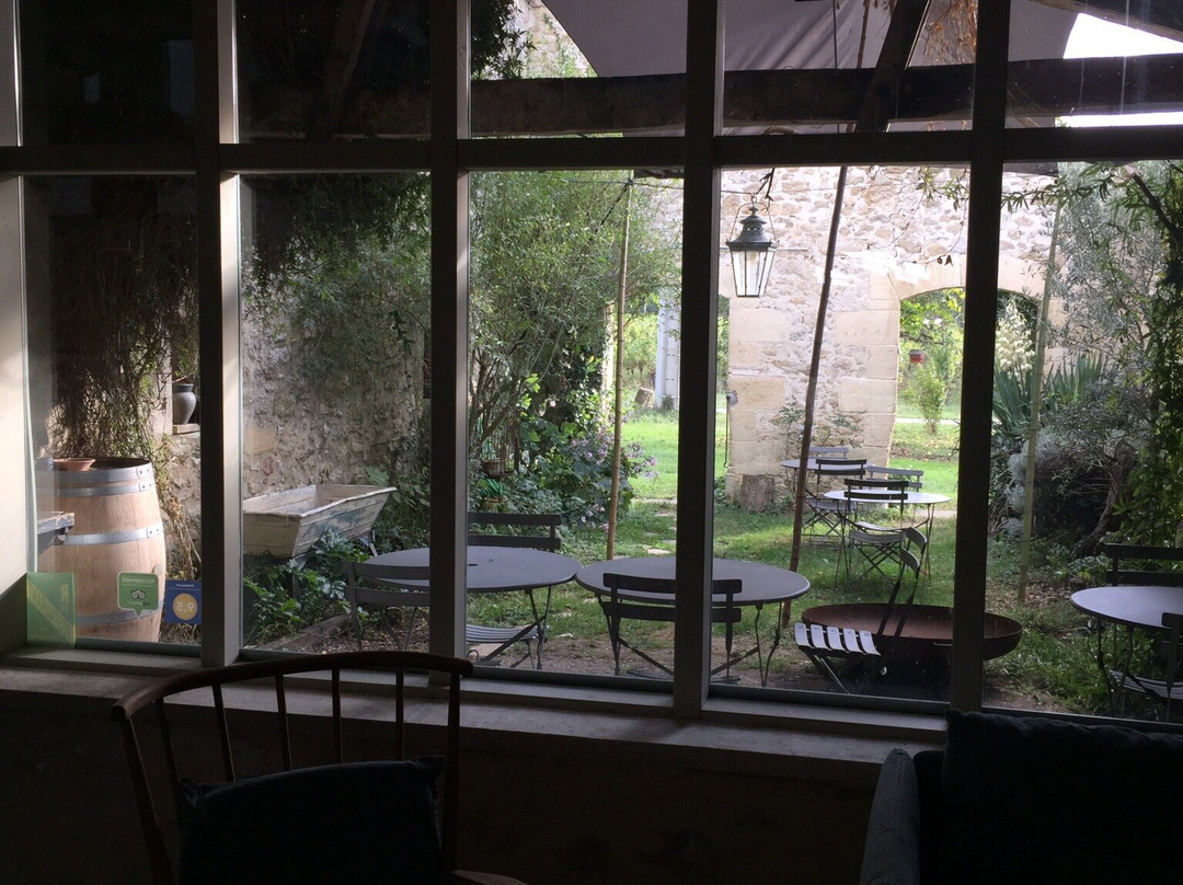 Le Clos Des Abeilles主图