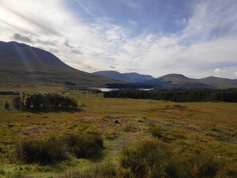 LochNessBus.com-爱丁堡必去景点