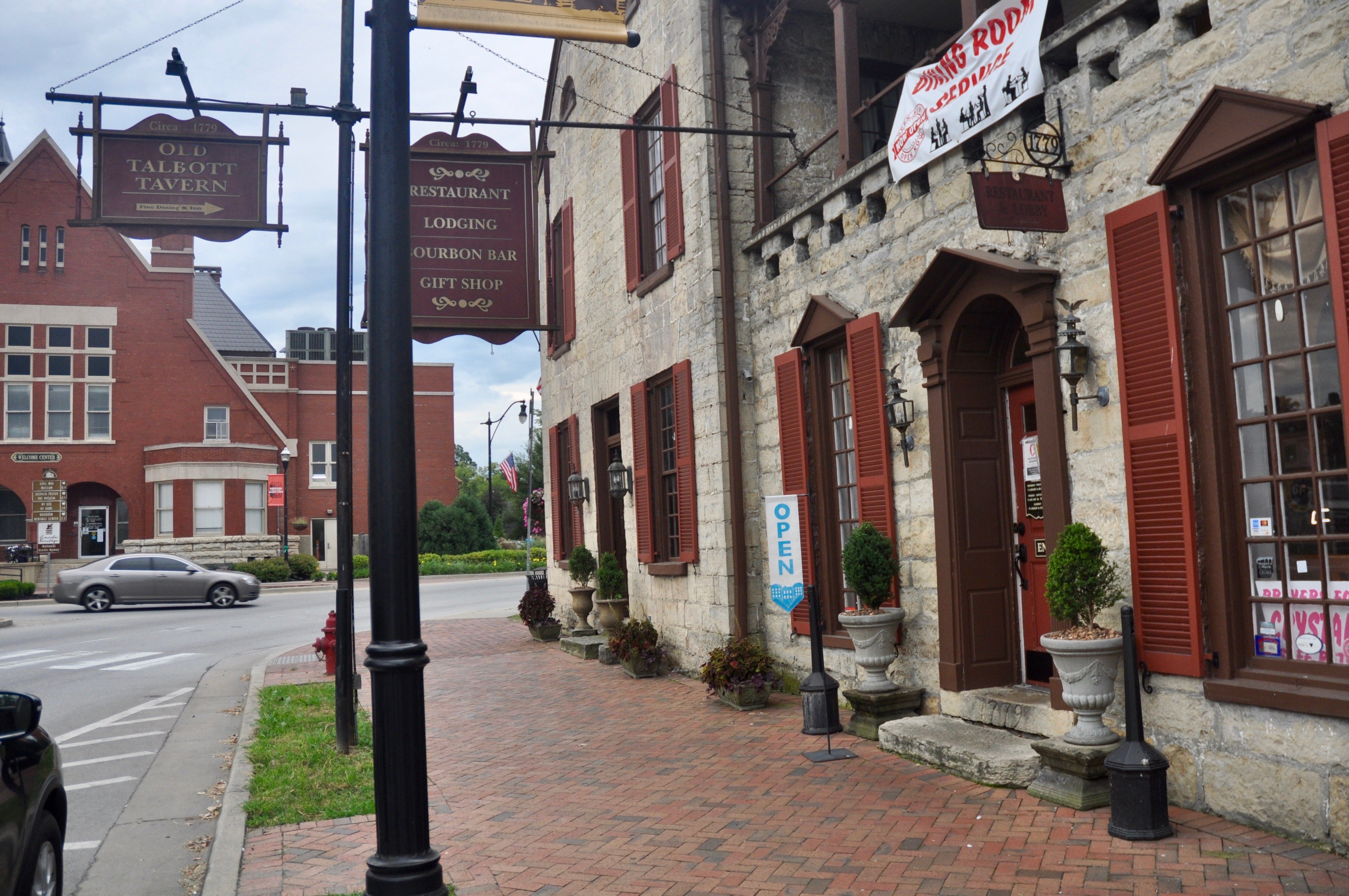 Talbott Tavern and Inn-浴室