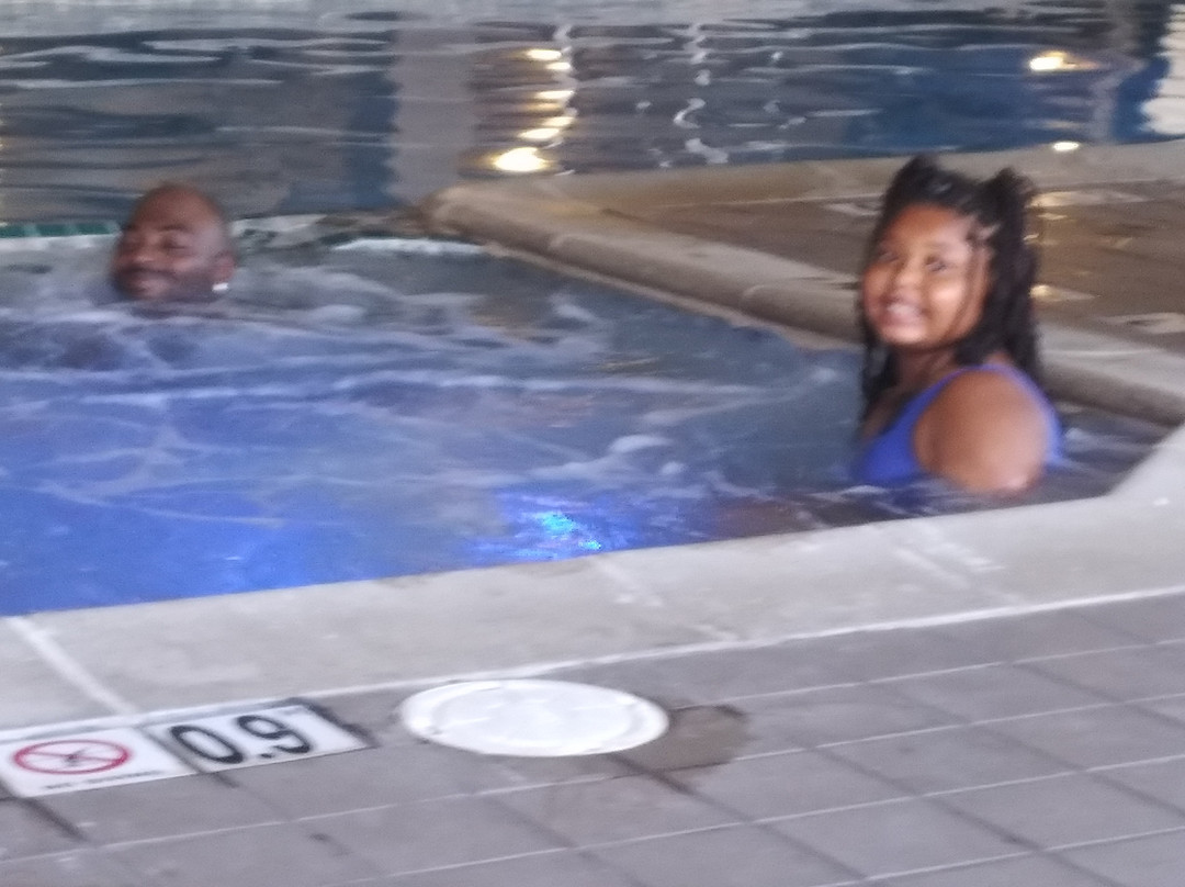 Comfort Inn & Suites Allen Park - Dearborn主图