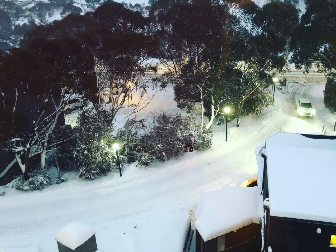 Bernti's Mountain Inn主图