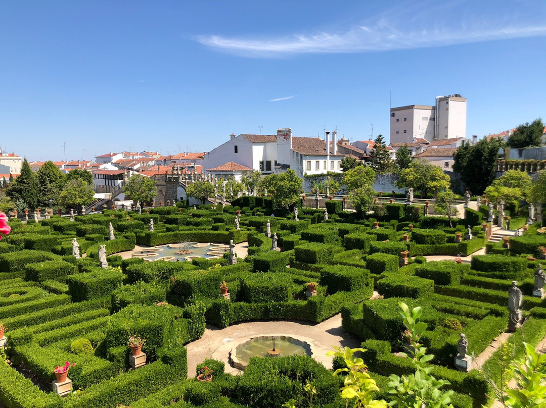 Jardim do Paco Episcopal 景点图片
