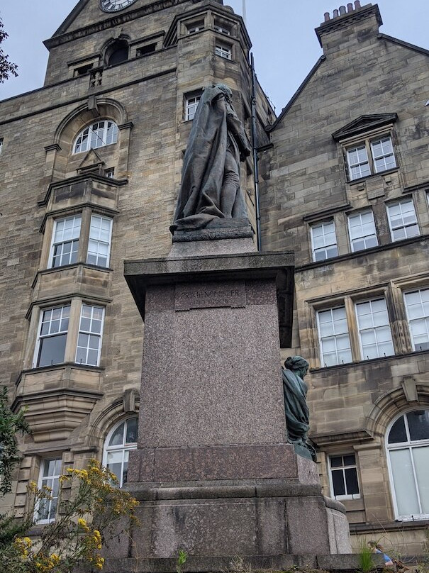 Sir Henry Campbell-Bannerman-斯特灵必去景点