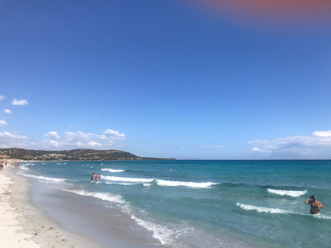 Spiaggia S'Aliterru-Capo Comino必去景点