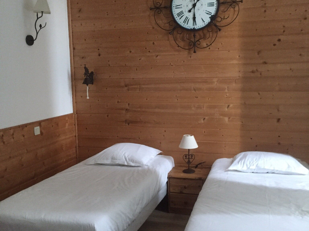 皇后宁静酒店主图