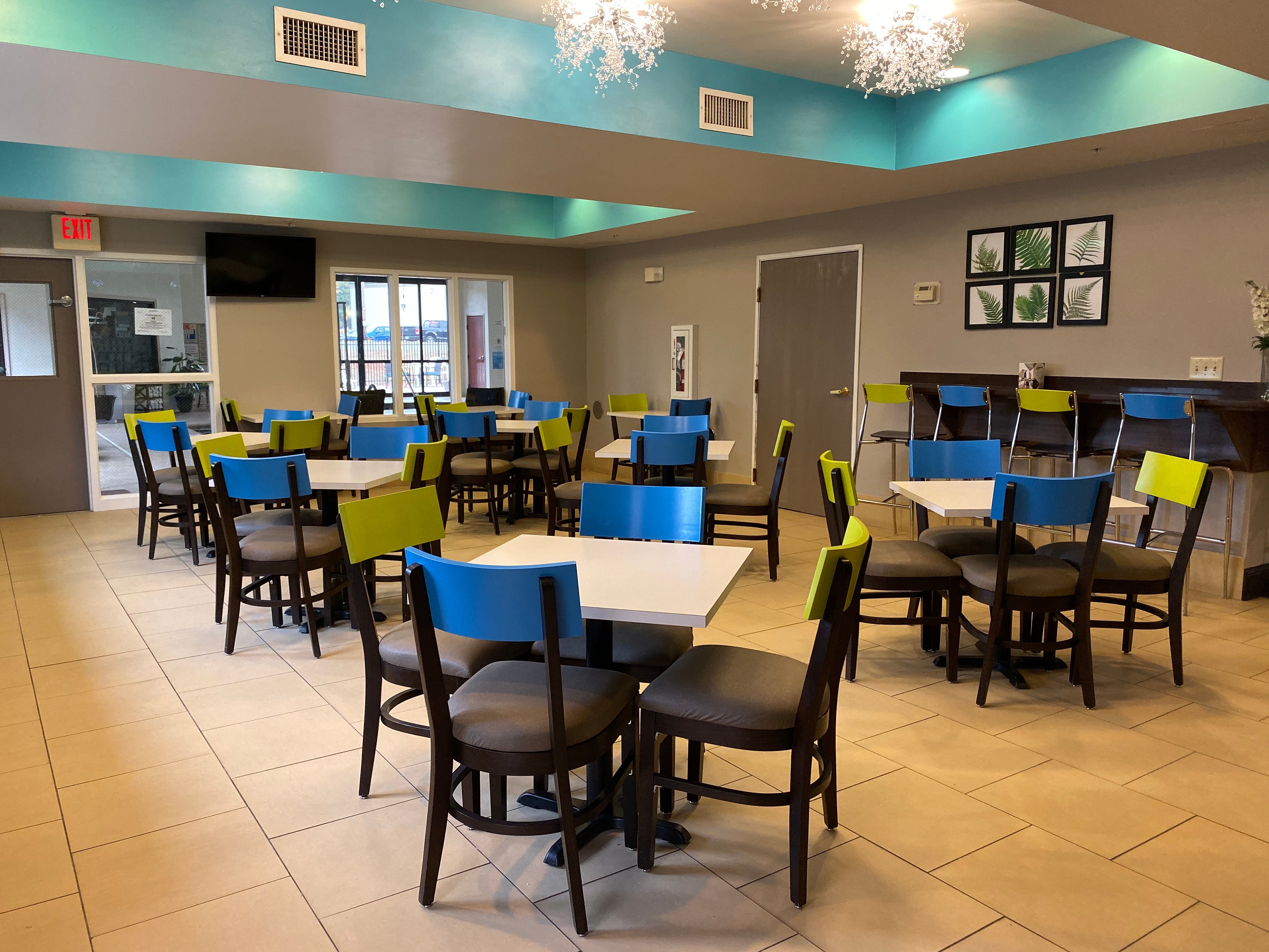 Clarion Pointe Wake Forest - Raleigh North-餐饮