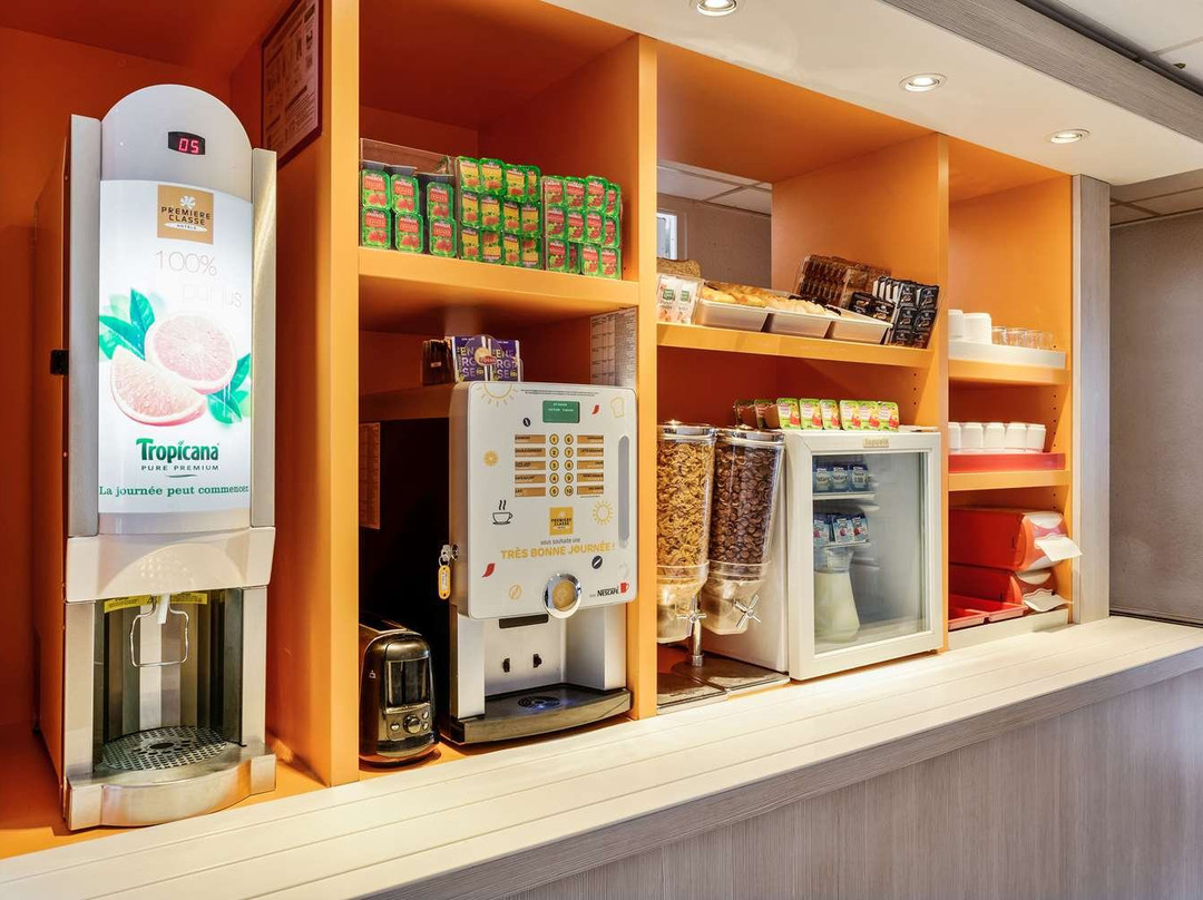 瓦讷普瑞米尔经典酒店主图