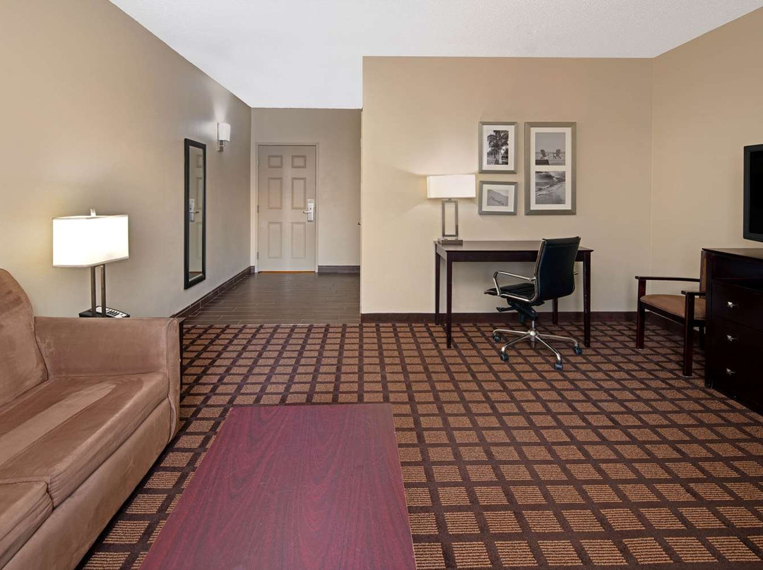 La Quinta By Wyndham Bonita Springs Naples North主图