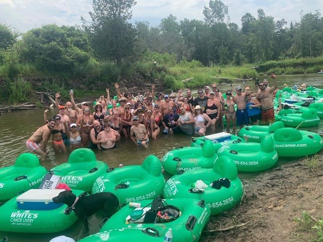 White's Canoe Livery-Sterling必去景点