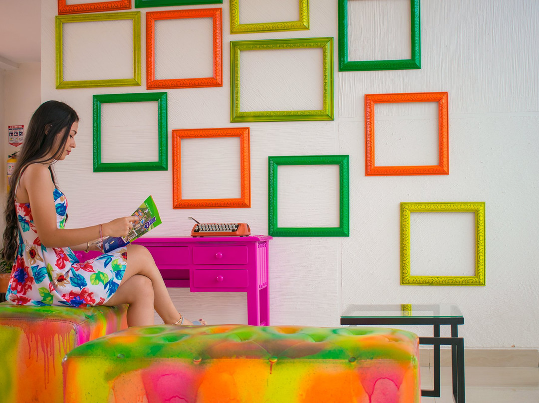 Hotel Victoria Plaza Millenium主图