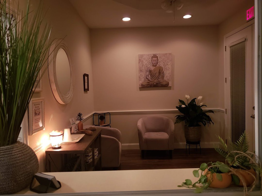 Massage By Natalie & Co.-棕榈海岸必去景点