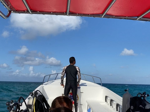 Banda Dive Shop-圣安德烈斯必去景点