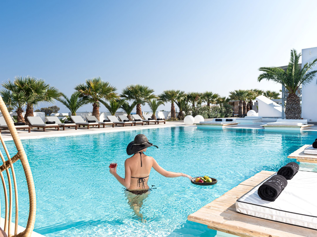 地中海皇家酒店主图