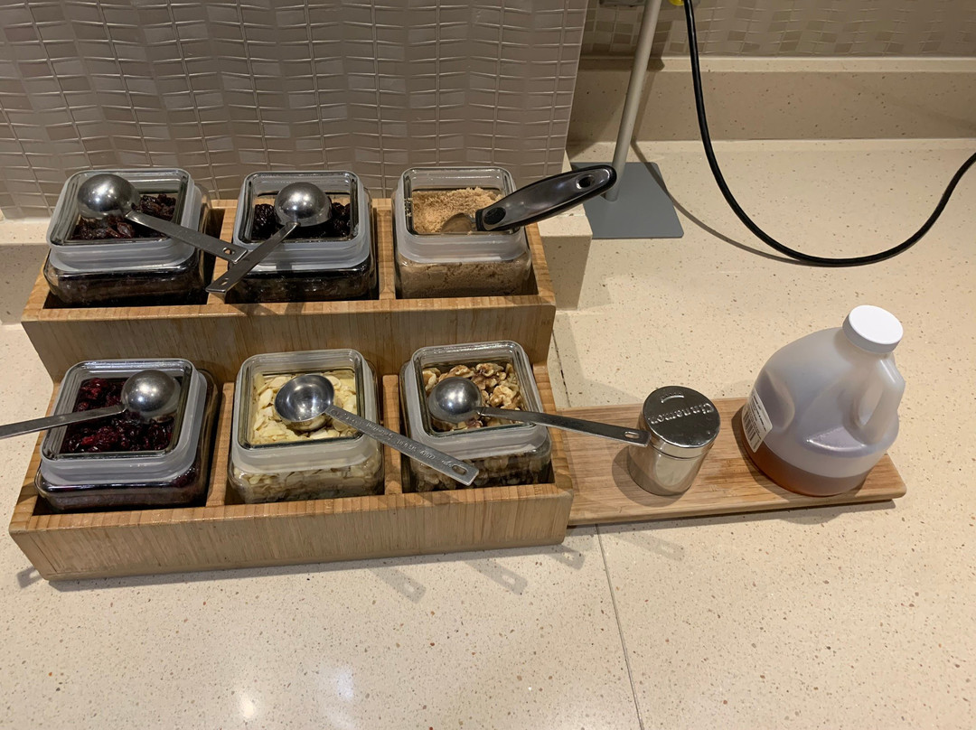 纽瓦克自由国际机场万豪春丘酒店主图