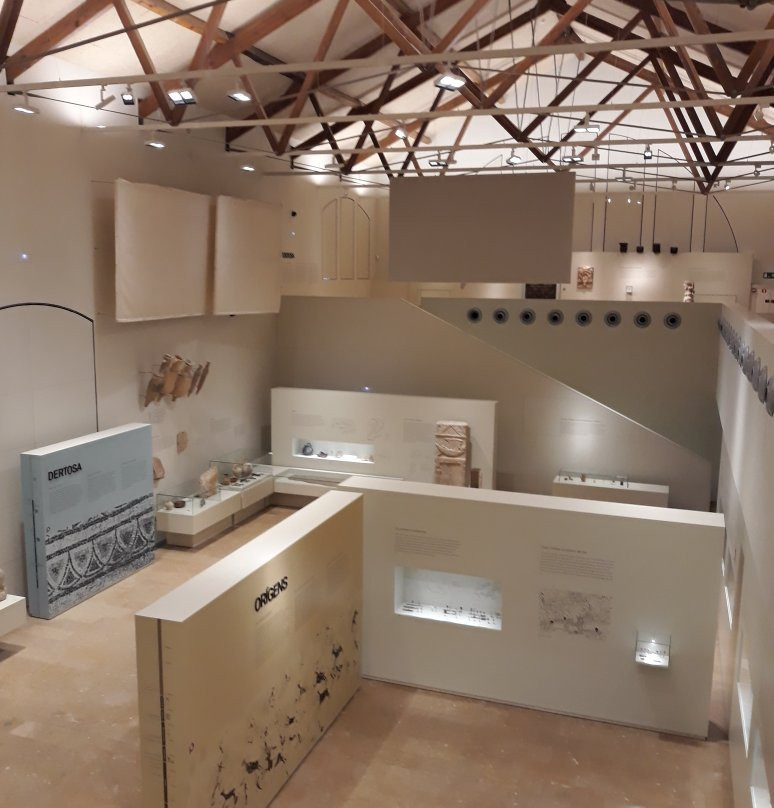 Museu de Tortosa景点图片