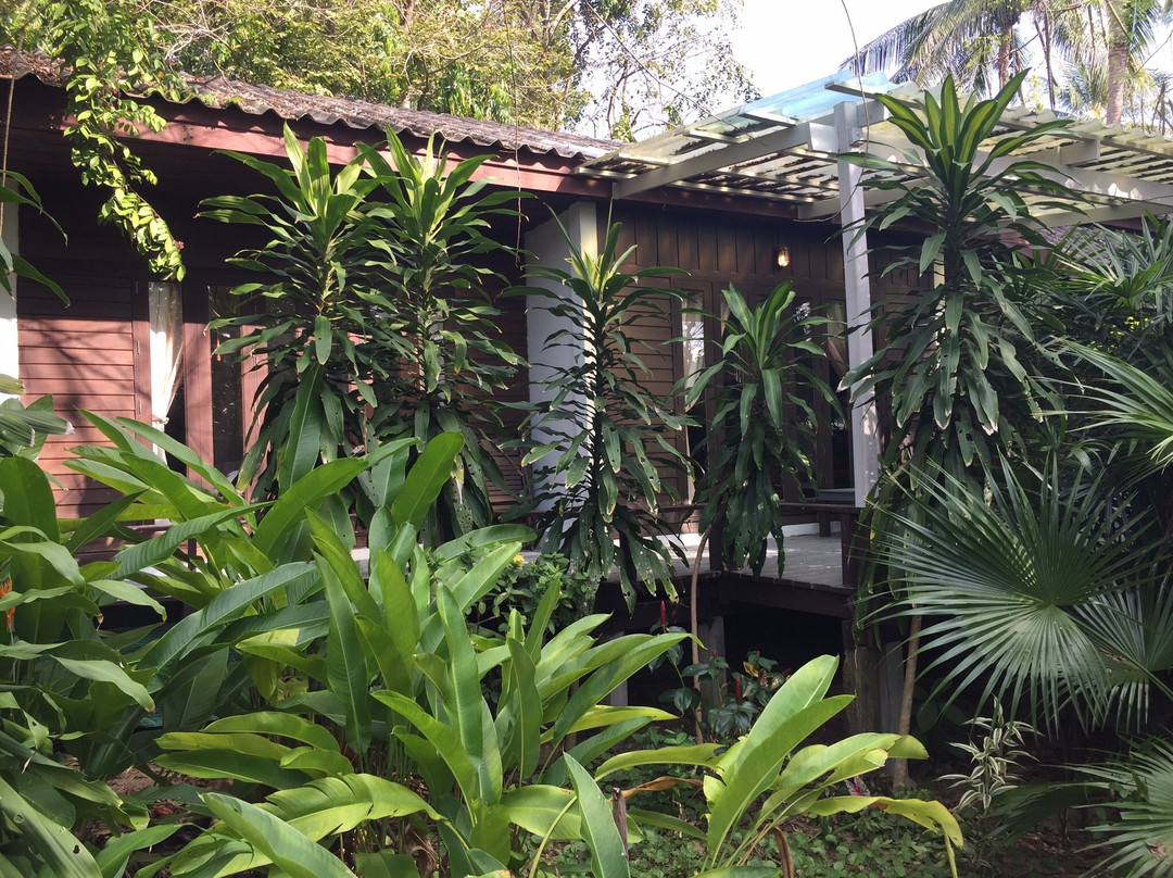 日落湾度假酒店主图